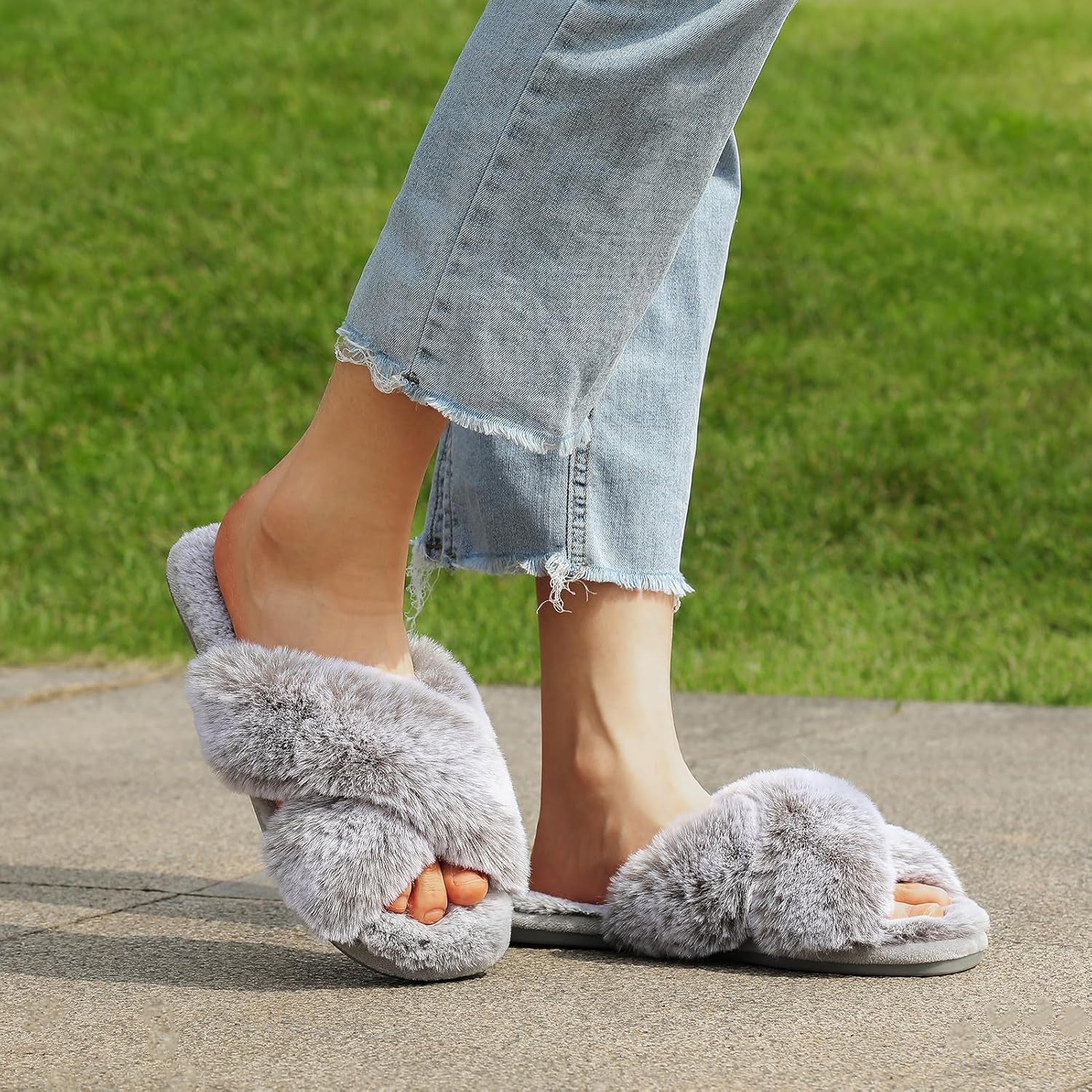 Womens Cross Band Slippers Cozy Furry Fuzzy House Slippers Open Toe Fluffy Indoor Shoes Outdoor Slip on Warm Breathable Anti-Skid Sole